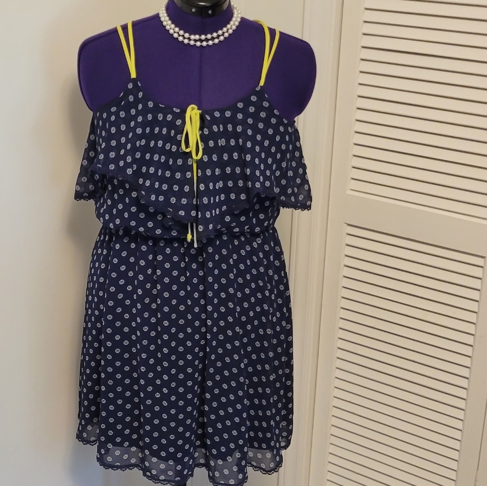 ❣️HP❣️Adorable blue & white with lime spaghetti strap full slip dress Sz: M